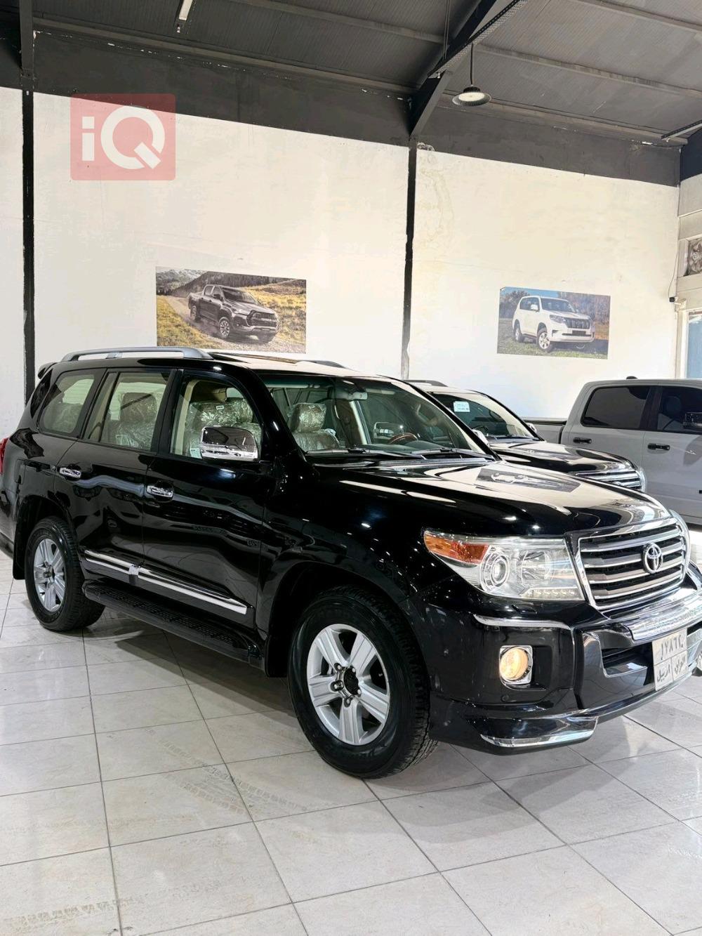 تويوتا لاندكروزر